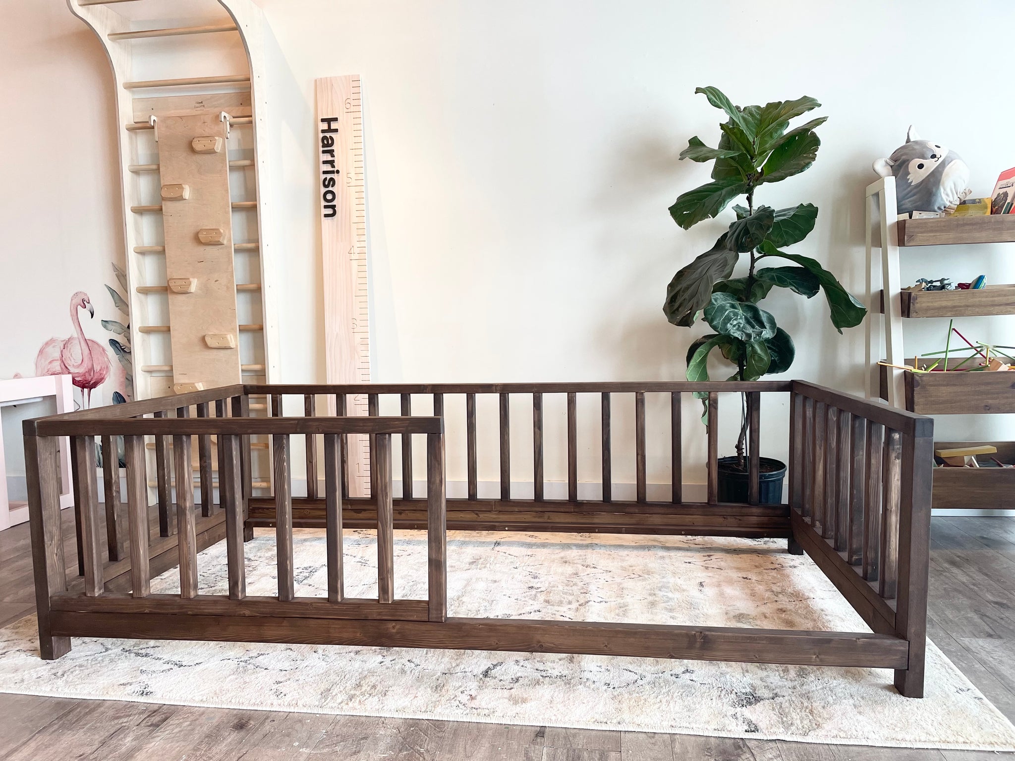 Montessori Railing Bed in King with 4 sides
